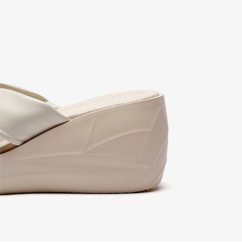 Leather Wedge Slippers Ladies Thick Sole Outer Wear Fashion Summer Flip High Heel Beach Sandals