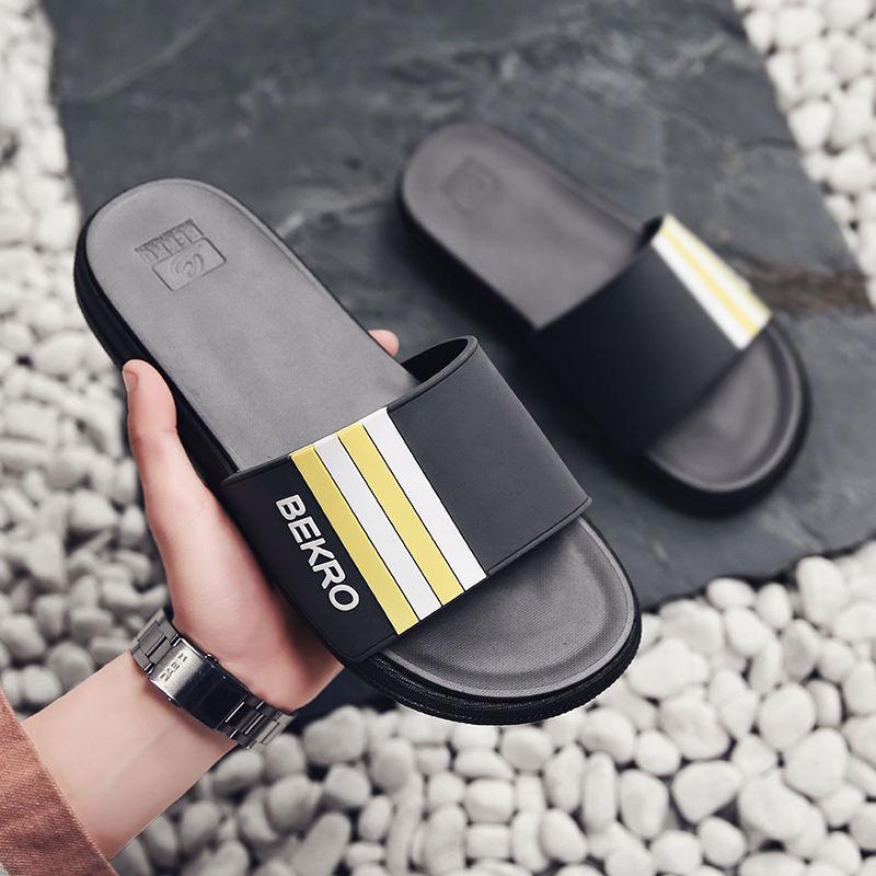 Size38-45 Summer Men Sandals Comfortable Non-slip PU Leather Pattern Stripe Beach Slippers Casual Outdoor Slippers Drag Flip Flops