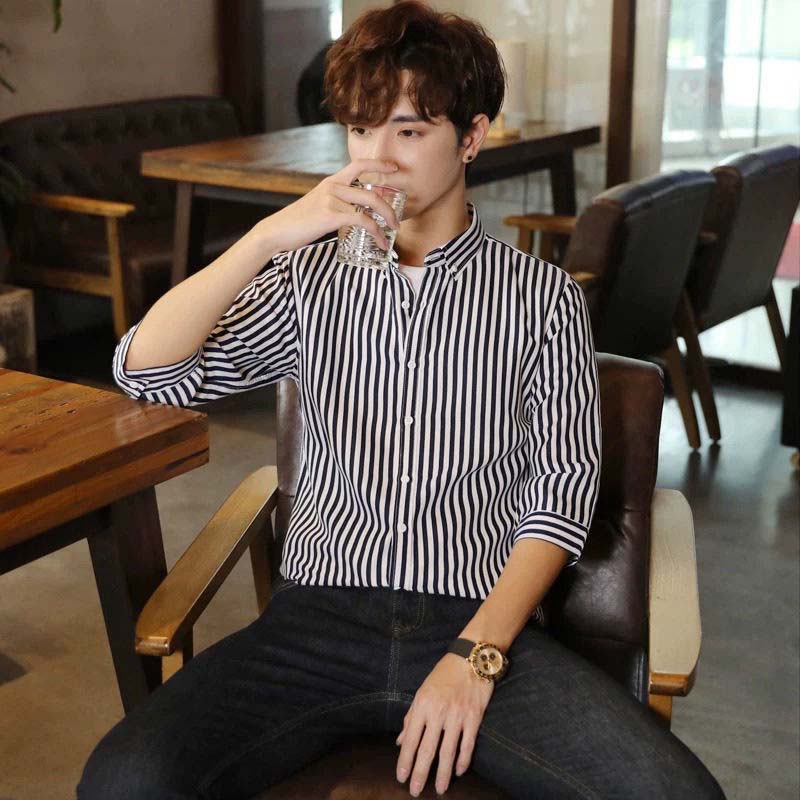 Spring and Summer Men's Mid-sleeve Striped Shirt Young Men's Summer Half-sleeve Casual Shirt