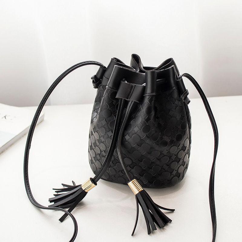 Female Bag Fashion Trend Bucket Bag Mobile Phone Bag Shoulder Messenger Bag Female Bag Small Fresh Trendy Bag