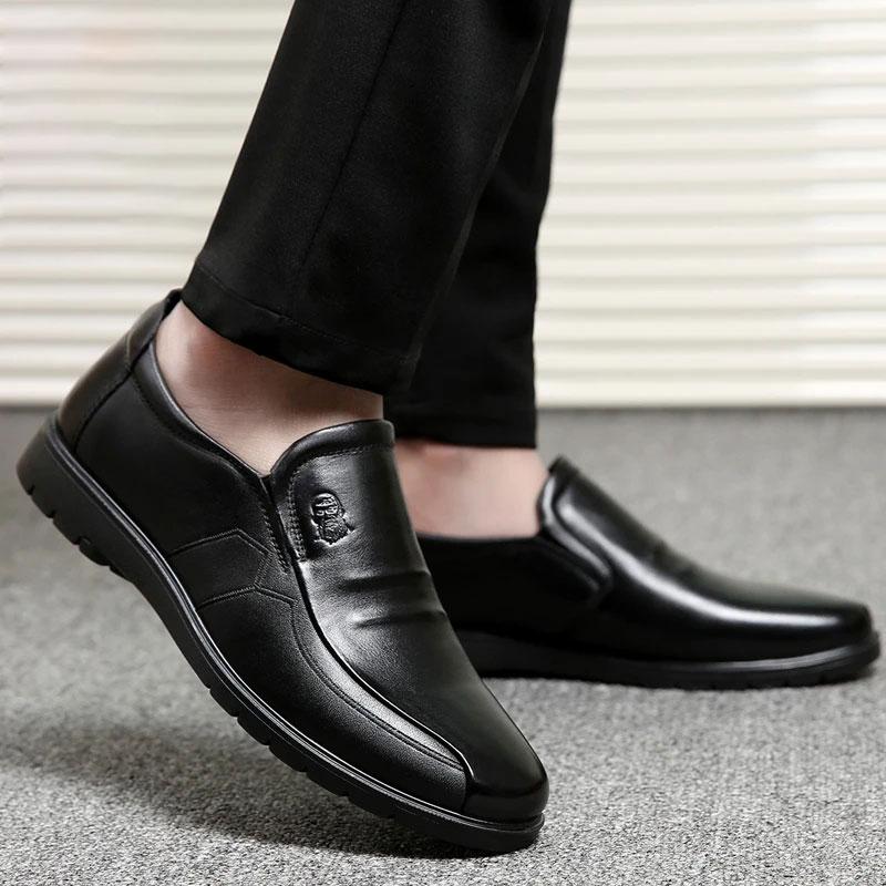 Men's Leather Shoes Middle-aged Men's Shoes Spring and Autumn Leather Business Casual Breathable Soft Sole Middle-aged Dad Shoes
