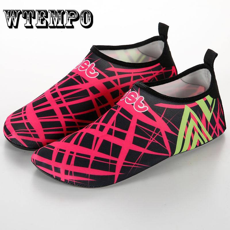 Pair of Shoes Women Men Water Aqua Socks Yoga Beach Slippers Sandals Swim Slip on Surf Diving Shoes