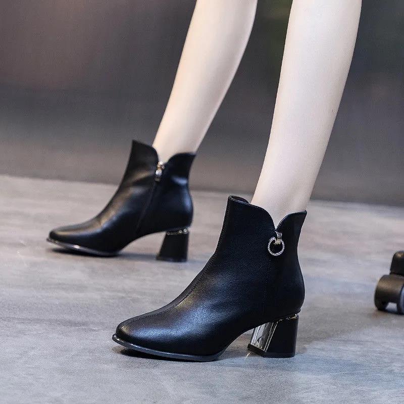 Autumn and Winter Martin Boots All-match Thick Heel Boots Plush High Heels