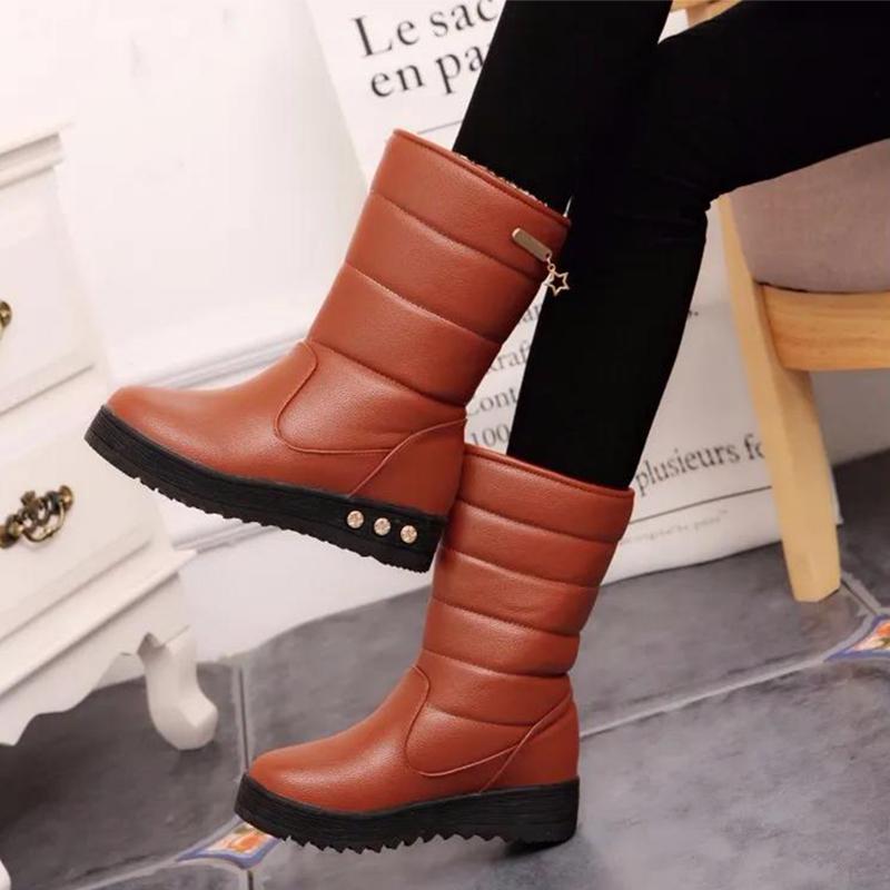 Winter Snow Boots Flat Bottom Thick Bottom Non-slip Waterproof Leather Women's Shoes Ladies Short Boots Thick Bottom Large
