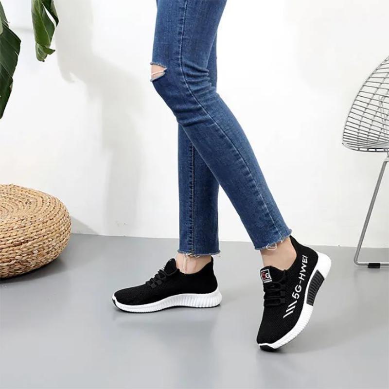 Fly Woven Breathable Sneakers Trendy Fashion Lightweight Running Shoes Wear-resistant Flat Old Beijing Cloth Shoes