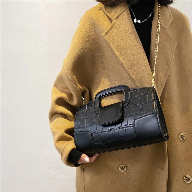 Ladies Chain Bag Trendy Fashion All-match Messenger Bag Elegant Hand-held Small Square Bag