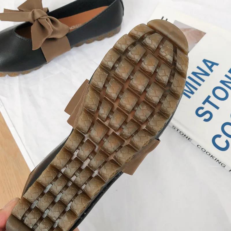 Loafers Flat Round Toe Single Shoes Women Shallow Mouth Flat-heeled Soft-soled Peas Shoes Sweet Bow Work Shoes Comfortable and Light