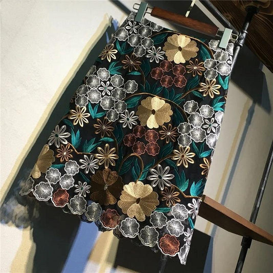 Exquisitely Floral Embroidered Water-soluble Lace Skirt Women's Knee Skirt High-quality Mesh Bag Hip A-line Skirt Retro Pattern Mid-length Skirt