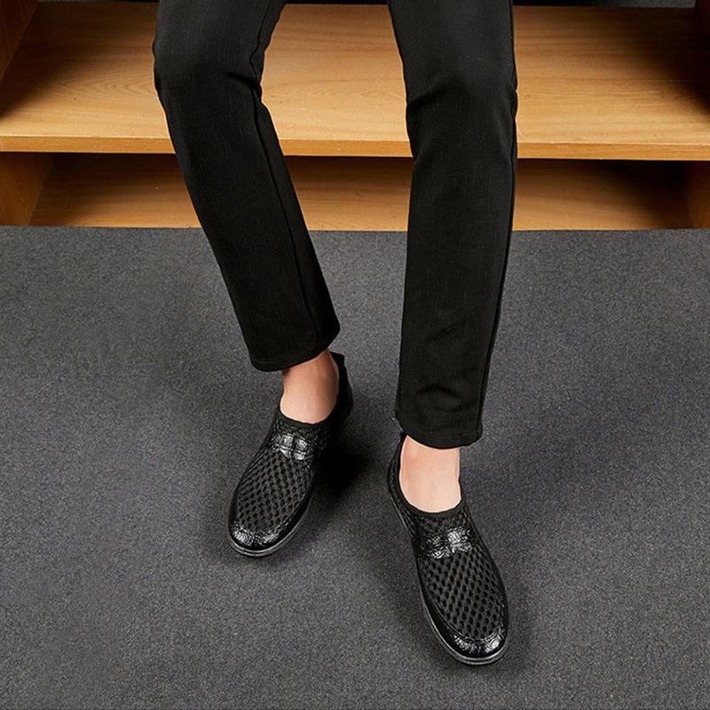 Summer Breathable Mesh Men's Shoes Lazy Casual Sandals Men