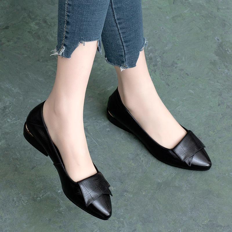 Flat Single Shoes Women Shallow Mouth Thick Heel Pointed Toe Women's Shoes Soft Leather Soft Sole All-match Leather Shoes Work Shoes