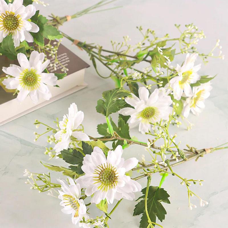 Small Daisy High-end Simulation Flower Living Room Decoration Home Decoration Bouquet Finished Chamomile Dried Bouquet Photo Props