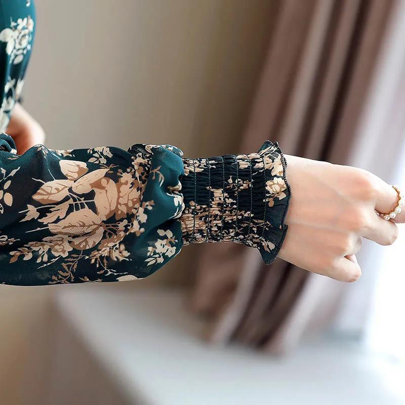 Spring and Autumn Chiffon Dress Long Sleeve Feminine Large Size Long Section Slim Fit Waist Thin Floral Skirt Women Can Be Worn Inside or Outside