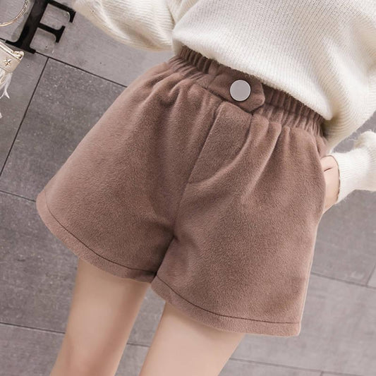 Women Casual Shorts Body Workout Autumn Winter Warm Hairy Shorts Female Loose Wide Leg Short Pants