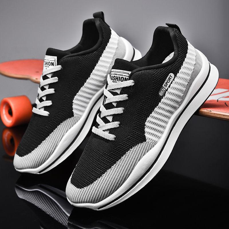 Men's Spring and Summer Large Size Soft Shoes All-match Flat Heel Lightweight Sports Shoes Casual Sneakers