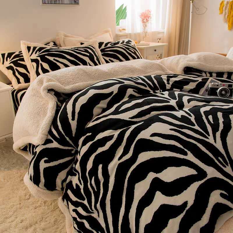 Household Milk Cashmere Lamb Cashmere Four-piece Coral Cashmere Bed Sheet Duvet Cover Winter Super Thick 4kg Double-sided Warm Flannel Bedding