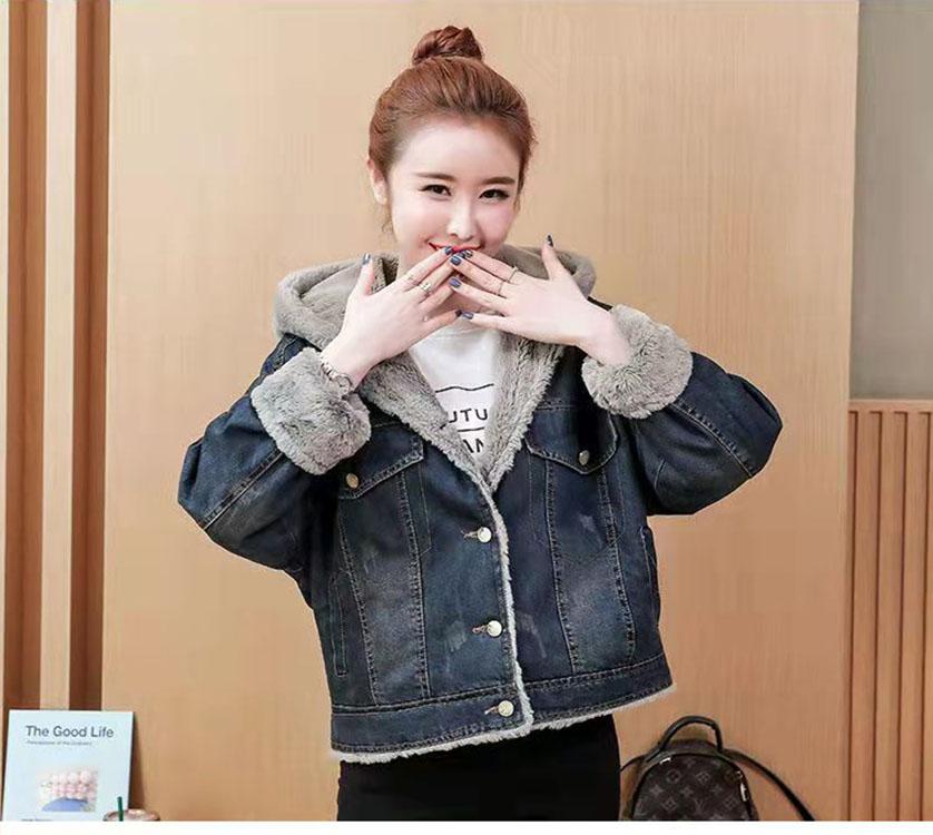 Winter Short Thickened Windproof Cold and Warm Loose Hooded Denim Imitation Lamb Wool Ladies Coat Jacket