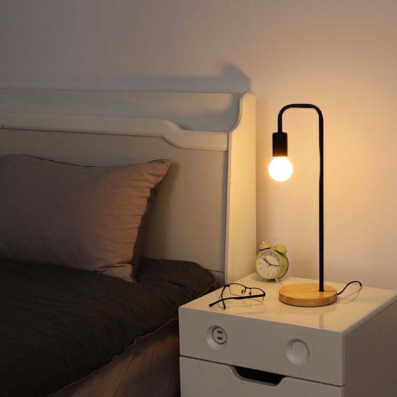 Simple and Creative Log Work and Study Small Table Lamp Modern Literary Personality Bedroom Bedside Lamp
