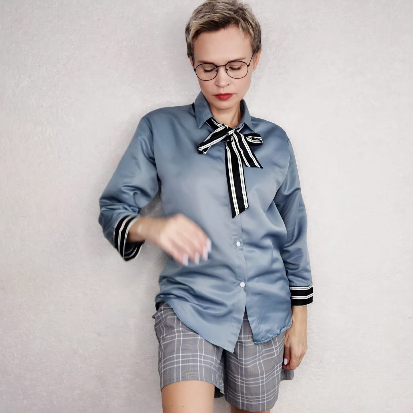 Nine-point Sleeve Shirt for Women Design Sense Loose Solid Color Shirt with Tie