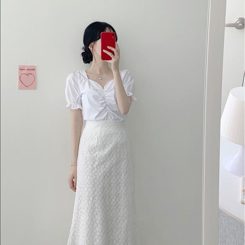Two-piece Small Fresh Jacket Temperament Sweet Half-length Skirt Suit Female Short-sleeved Shirt + Half-length Skirt Lady Sweet Style Two-piece Suit