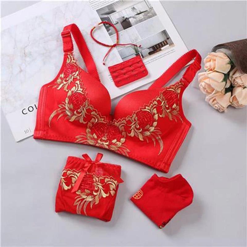 Women's Sexy Lace Mesh Red Gathered Lingerie Set Female Comfortable Adjustable Bra Set No Steel Ring Gathering Underwear for Small Chest Panties Bra
