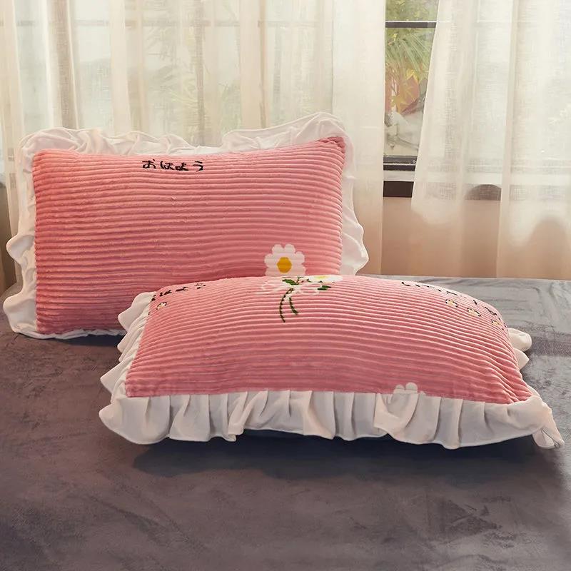 Two-piece Coral Velvet Pillow Cover Winter Thick Soft Pillow Core Liner Cover Bedding