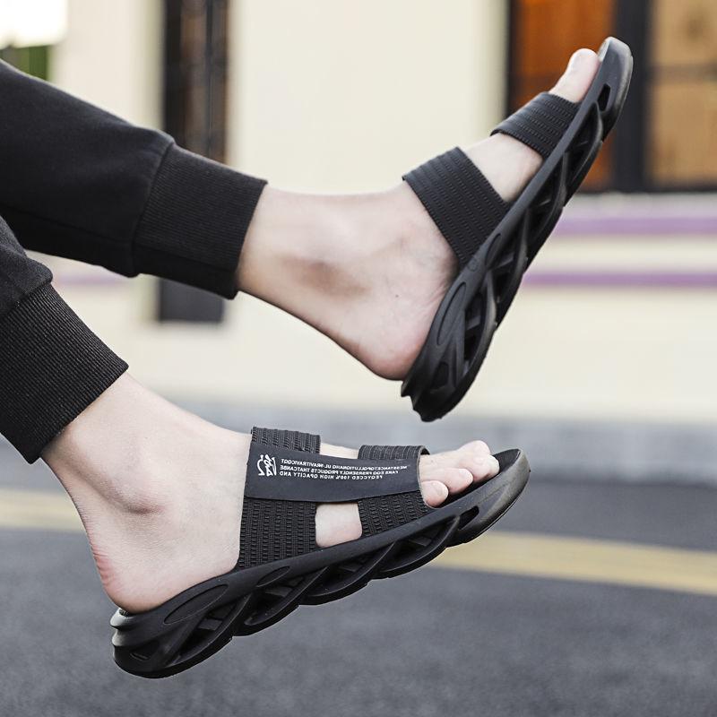 Summer Slippers Men's Outdoor Korean Version Trend Opersonality Casual Sandals Wear Beach Sandals