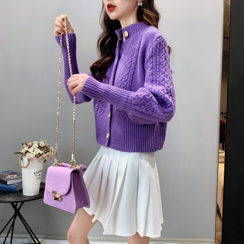 Autumn and Winter Casual Short Coat Women's Cardigan Long-sleeved Top Knitted Retro Women's Sweater