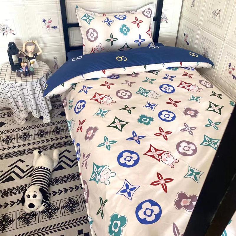 Three-piece Bed Quilt Cover Sheet Pillowcase Children's Bed Home Bedding Set Single Bed Cartoon