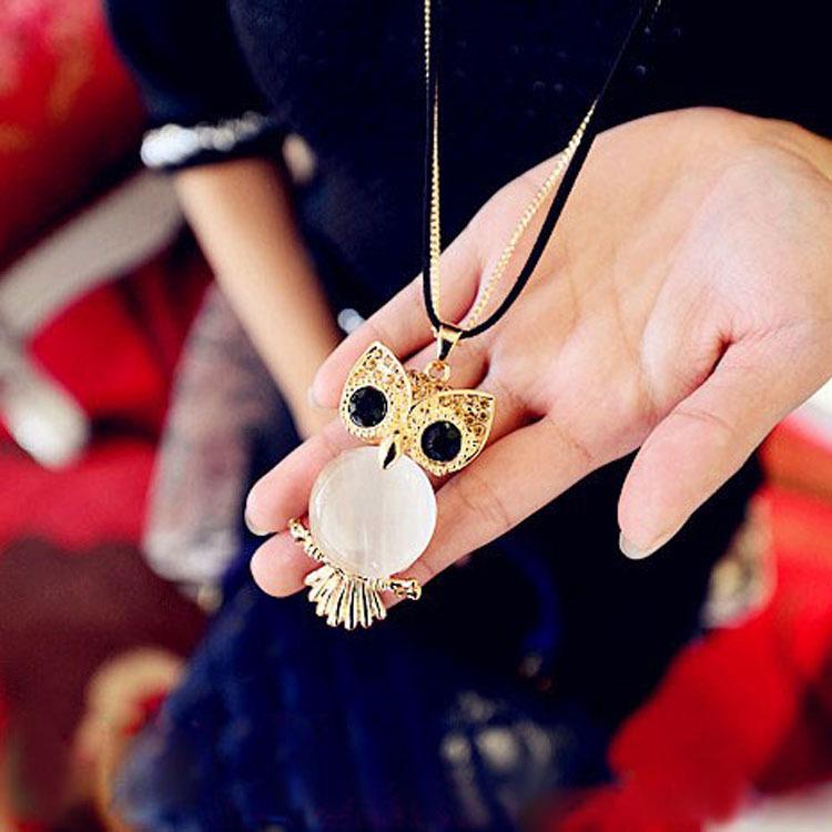Green Eye Owl Necklace Decorative Long Necklace Sweater Chain New Year Gift