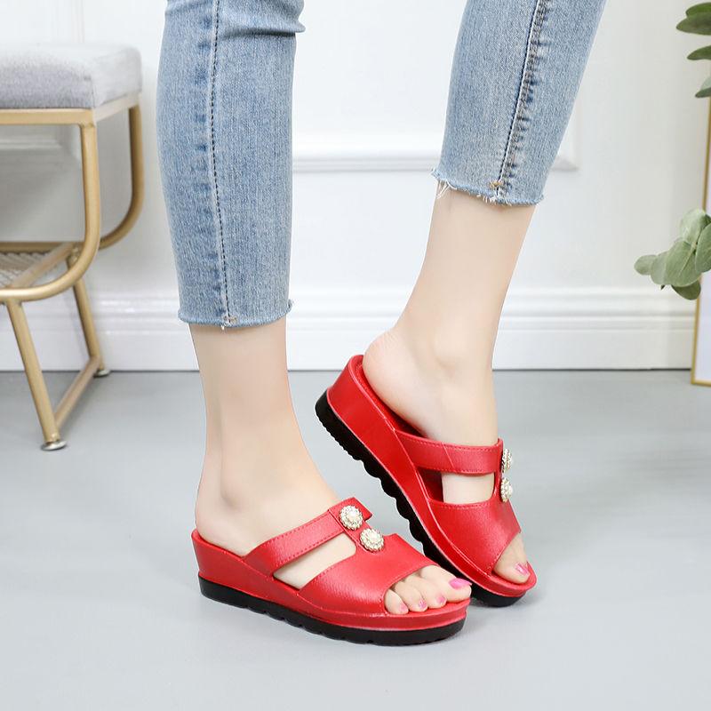 Heightening Slippers Women's Summer Thick-soled High-heeled Sandals Outdoor Wear Non-slip Platform Shoes Sandals Rhinestone Stitching Slippers