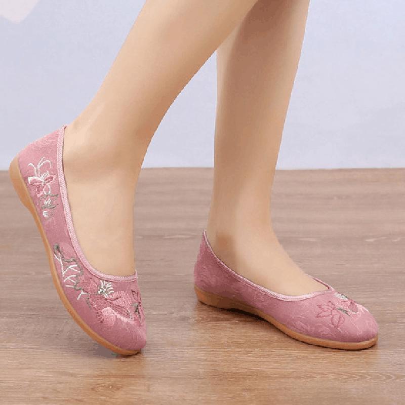 Spring and Summer Beef Tendon Bottom Old Beijing  Shoes Mother Single Shoes Ethnic Soft Bottom Women's Shoes Work Shoes Breathable Embroidered Shoes