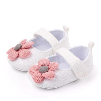 Baby Shoes Spring Cute Baby Girl Anti-Slip Casual Walking Shoes Flower Decoration Sneakers Soft Soled Baby Prewalker