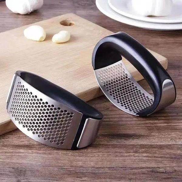 Household Garlic Peeler Stainless Steel Minced Garlic Production Tool Circular Manual Garlic Pounding Tool Garlic Minced Garlic Press
