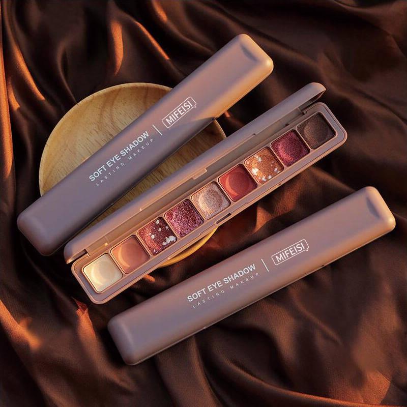 Portable Compact Waterproof and Anti Sweat Eye Shadow and Mascara Eyeliner Lipstick Suit