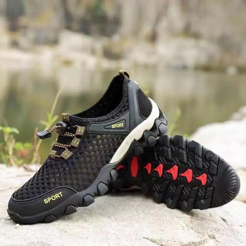 Summer New Style Youth Men's Net Shoes Breathable Mesh Fabric Surface Hollow Climbing Sneakers