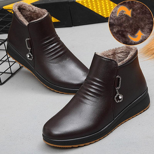 Winter Cotton Shoes Ladies Plus Velvet Thick Warm Middle-aged and Elderly Short Boots Soft Bottom Old Leather Shoes Flat Shoes