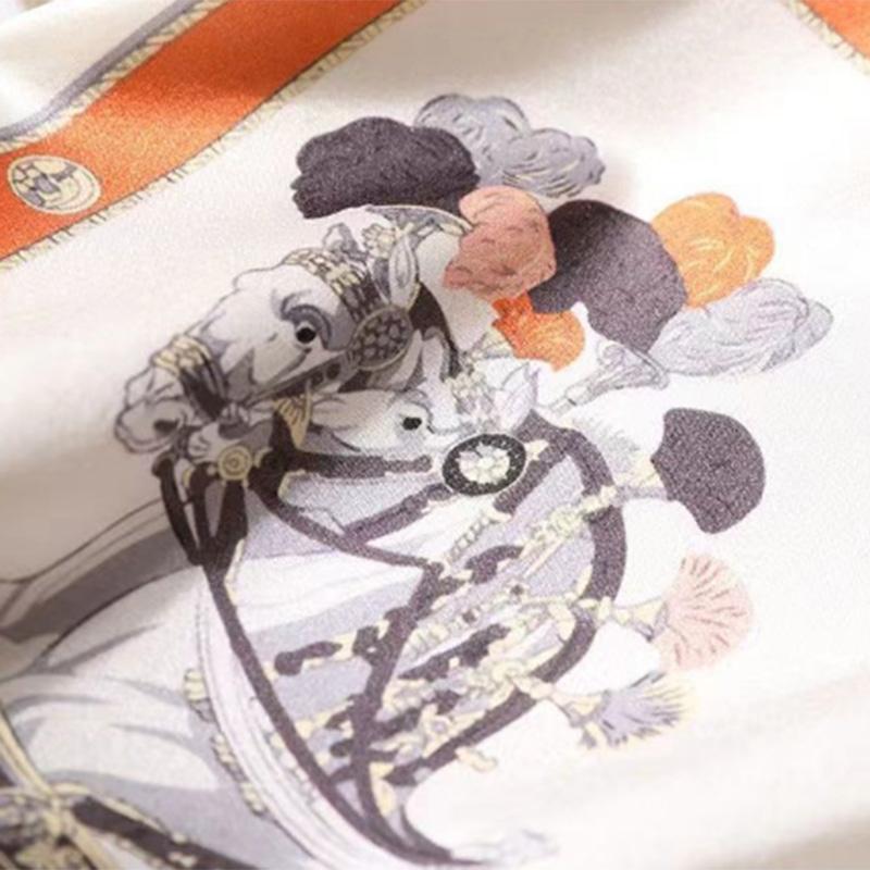 Skin-friendly Silky Imitation Silk Short-sleeved T-shirt Women's Printed Summer Shirt Korean Version Loose and Thin Top