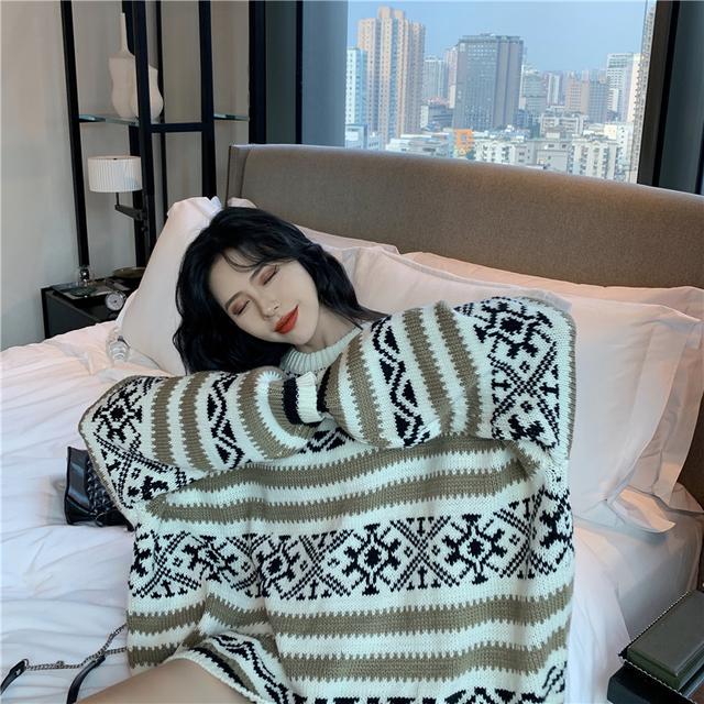 Pofulove autumn and winter loose sweater jacquard long-sleeved thick round neck sweater women
