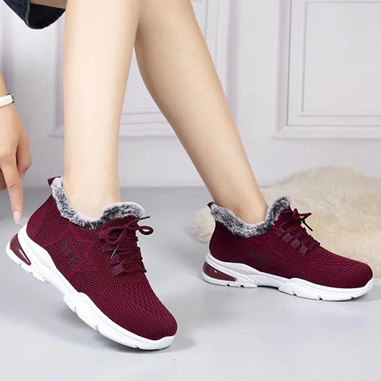 Women's Winter Breathable Flat Cotton Shoes Female Plus Size Plush Thickened Soft Sole Anti Slip Cotton Shoes