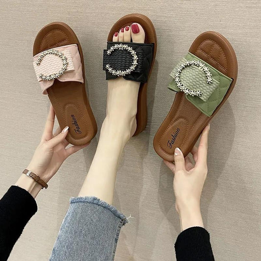 Women's Summer Thick Sole Slippers Girls Middle Heel Soft Sole Indoor Bathroom Slippers Ladies Seaside Beach Outdoor Slippers Elegant Flip Flops