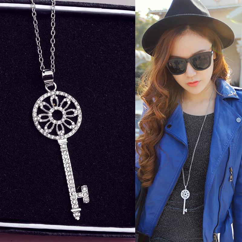 Diamond Garland Key Necklace Female Long Chain Fashion Sweater Chain