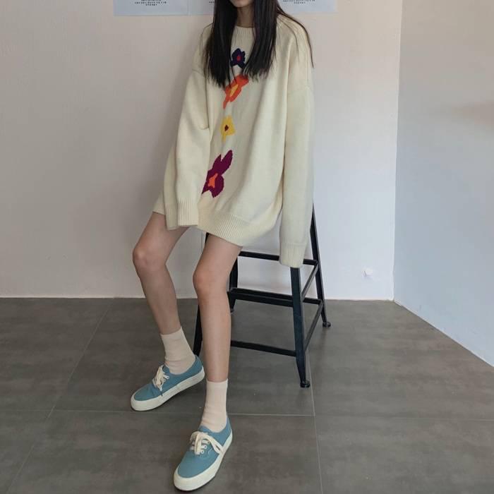 Winter Fashion Jacquard Loose Sweater Women's Pullover Round Neck Long Sleeved Sweater