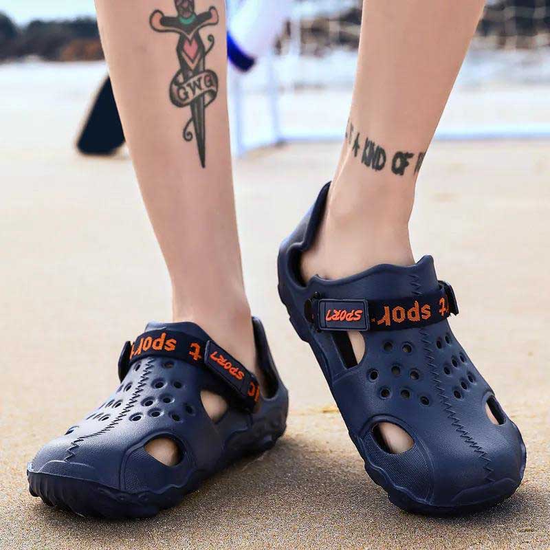 Men's Sandals Summer Outdoor Breathable Beach Hole Shoes Soft Bottom Hollow Slippers Men