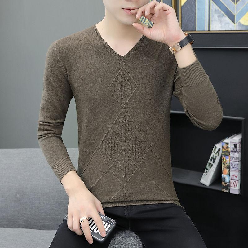 V-neck Sweater Men's Slim Type Autumn and Winter Bottoming Shirt Thin Section Korean Low-neck Sweater Seamless Sweater