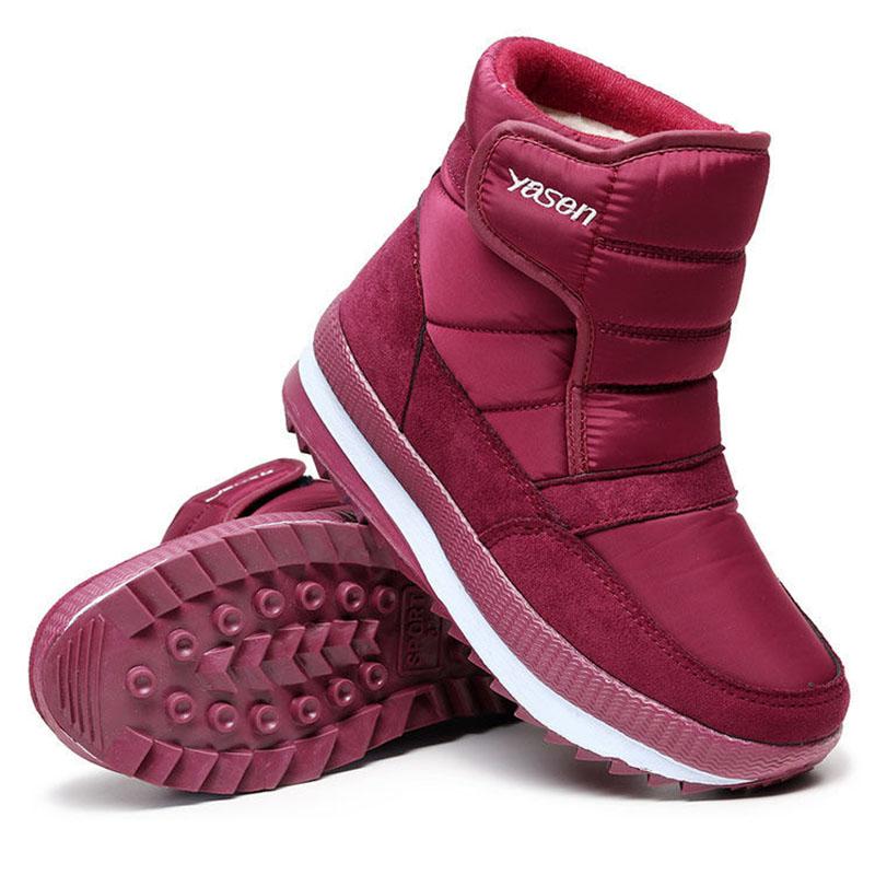 Snow Boots Women's High-top Plus Velvet Thick Cotton Shoes Middle-aged and Elderly Non-slip Warm Winter Waterproof Short Boots