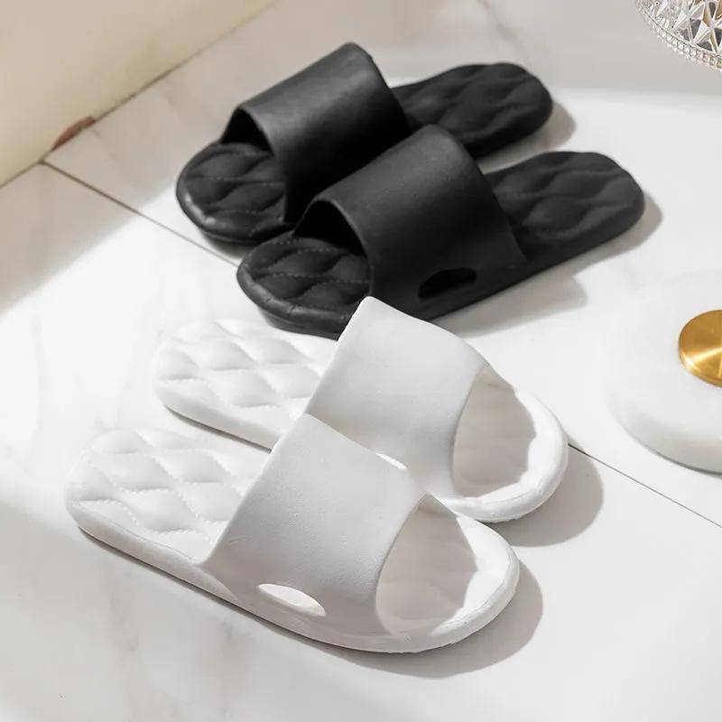 Slippery Sandals and Slippers for Men and Women Home Indoor Non-slip Mute Deodorant Guests Summer Slippers Bathroom Bath Couple Flip Flops