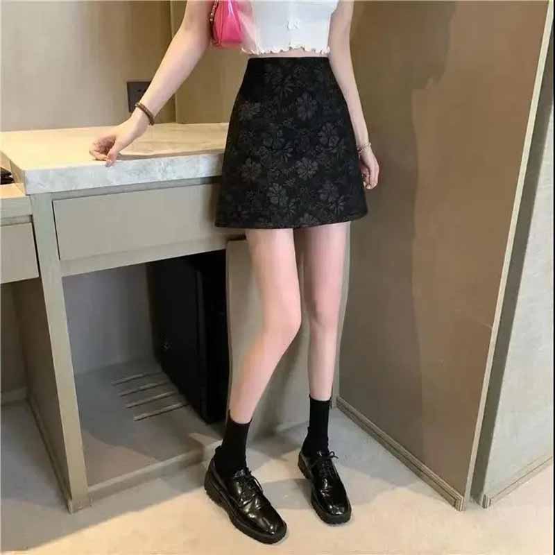 Short Skirt Half-length Skirt Female Autumn and Winter Models High Waist Bag Hip Skirt Fashionable Thin TemperamentJ Acquard Slim Fit A-line Skirt