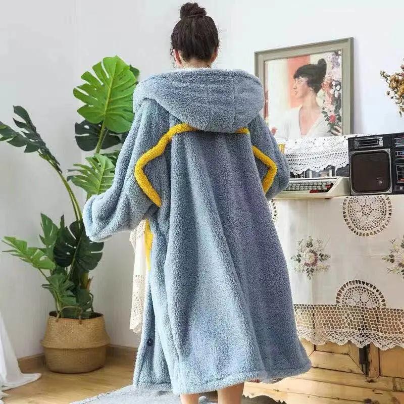 Women's Winter Long Hooded Nightdress Coral Velvet Nightgown Large Size Bathrobe Star Plus Velvet Thickening Home Wear Ladies Pajamas
