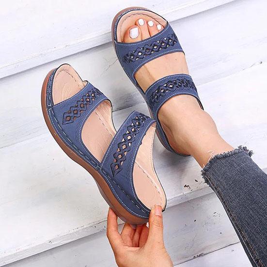 Women's Casual Slippers Solid Color Flower Embroidery Wedge Sandals Large Size Thick Soled Peep-toe Cool Slippers