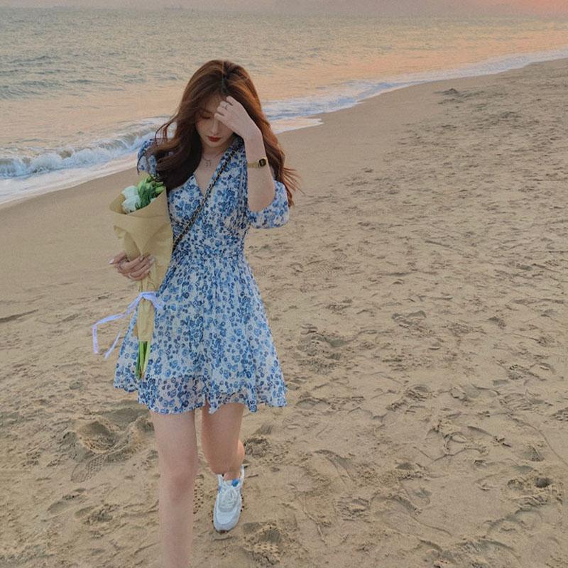 Spring Summer Waist Waist V-neck French Temperament Short Skirt Pleated Floral Chiffon Dress Women